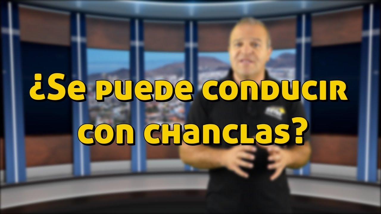 se puede conducir un coche con chanclas