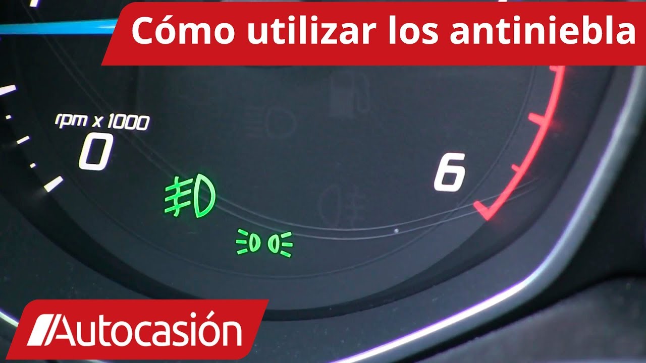 su vehículo tiene luces antiniebla delanteras cuándo debe encenderlas
