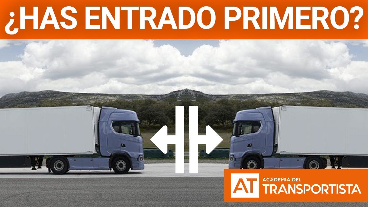 debe señalizar toda maniobra que suponga realizar