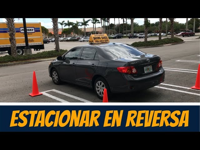 para estacionar cuántos metros puede recorrer marcha atrás