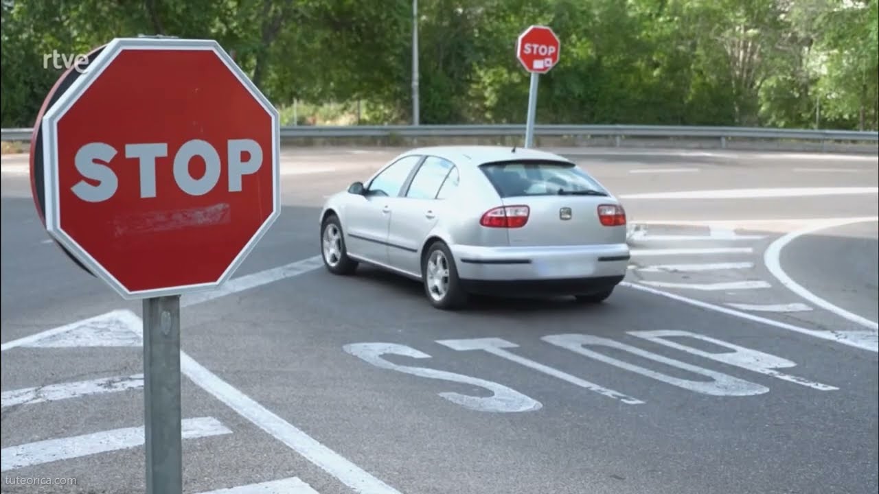 saltarse un stop y provocar un accidente